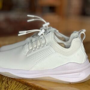 CLOVE CLASSIC SNEAKERS